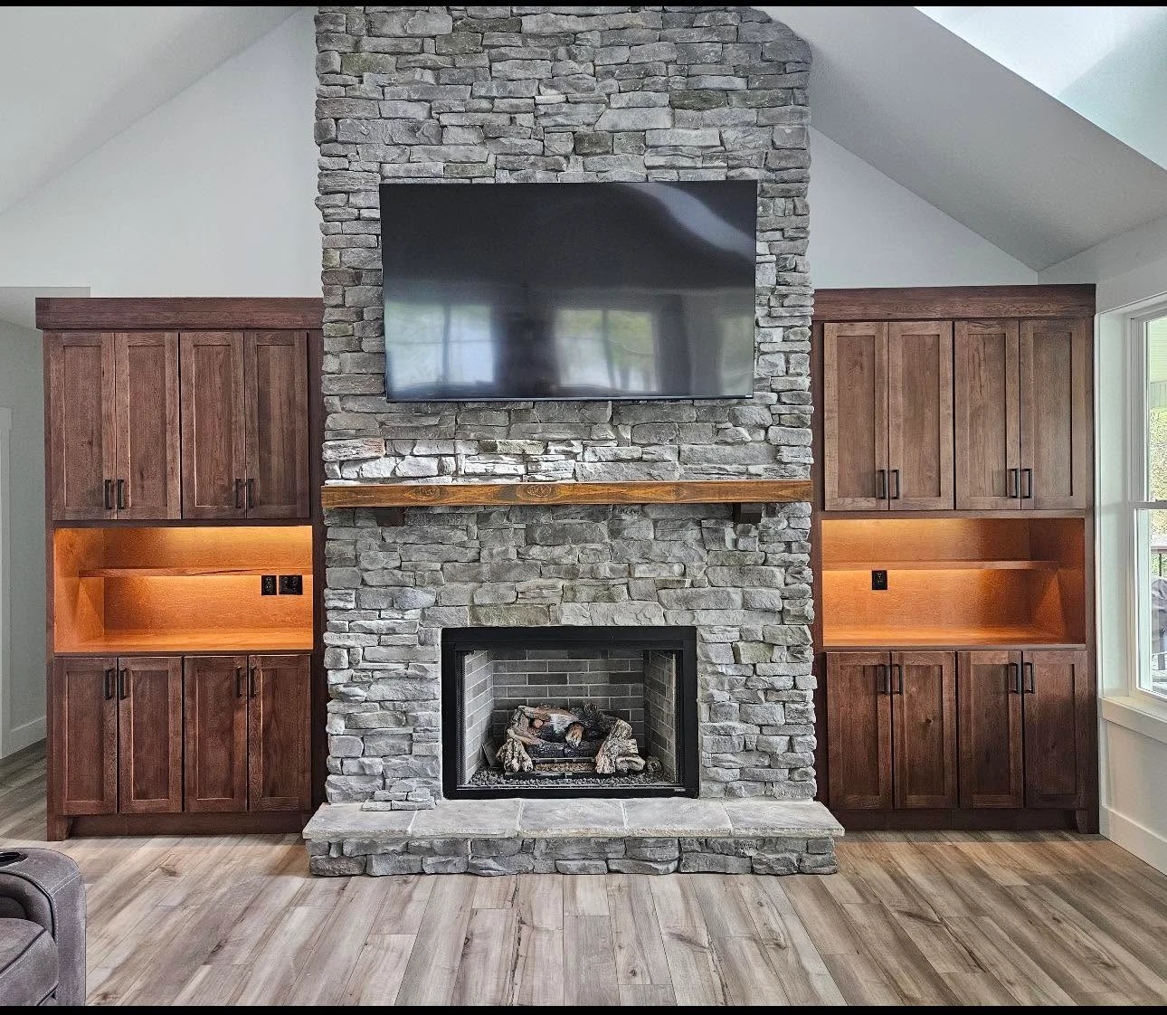 Valley Stone custom cabinetry and remodeling project 10