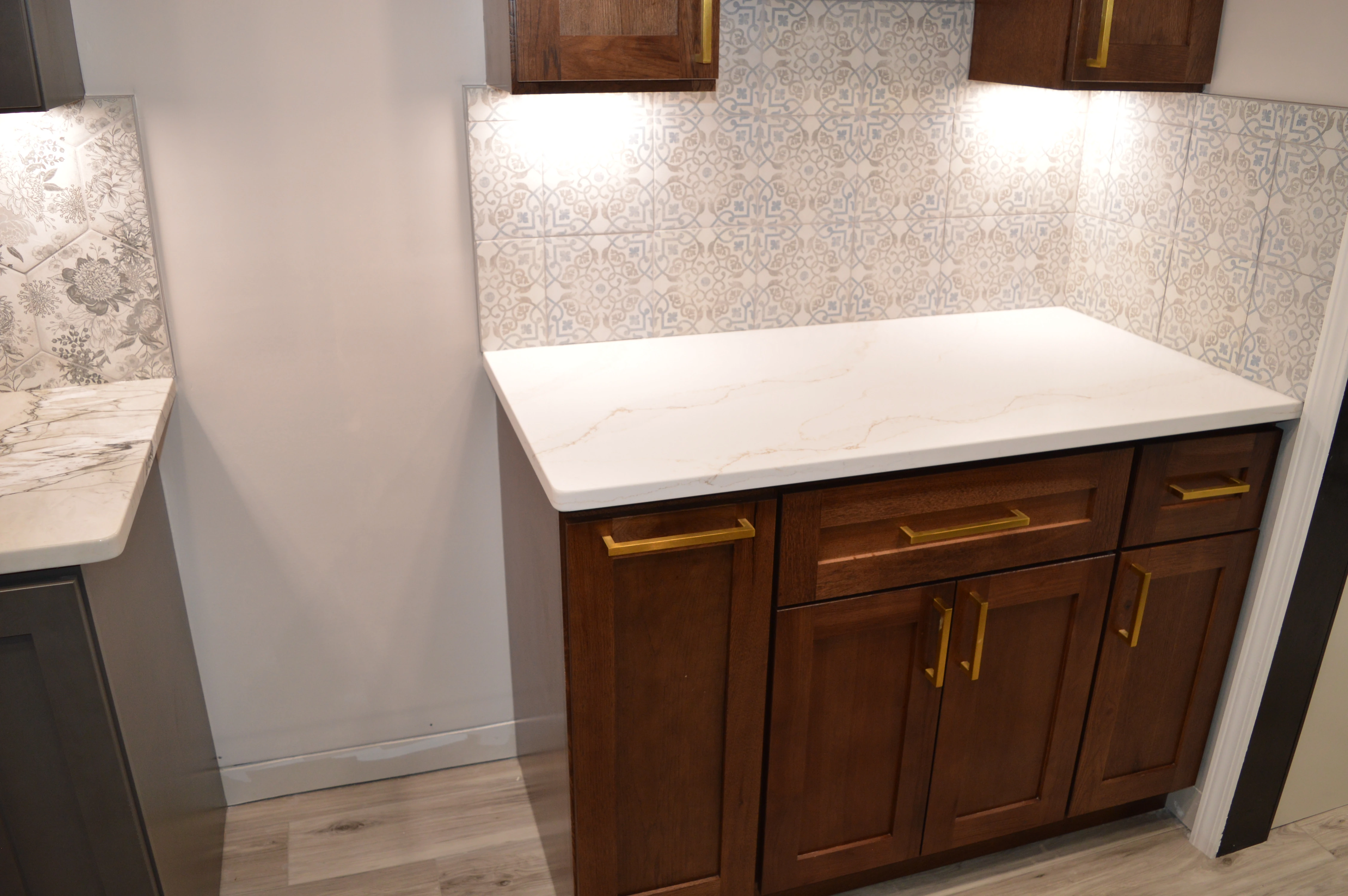 Cabinet and granite showroom display Seymour TN 10
